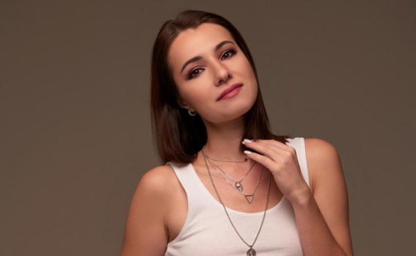 Голос как лекарство: педагог PARSHINA о том, почему петь полезно каждому Голос как лекарство: педагог PARSHINA о том, почему петь полезно каждому